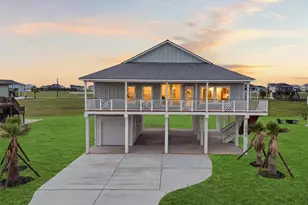18618 Shaman Dr, Galveston, TX 77554 - Photo 44