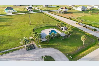 18618 Shaman Drive, Galveston, TX 77554 - Photo 34