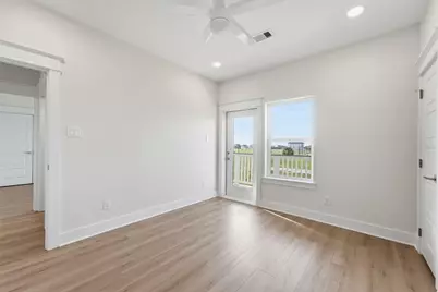18618 Shaman Drive, Galveston, TX 77554 - Photo 22