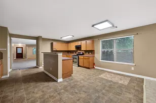 9219 Pinderfield Ct, Houston, TX 77083 - Photo 10