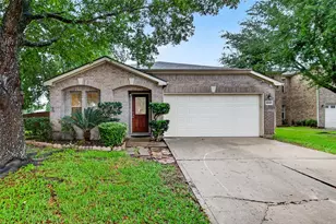 9219 Pinderfield Ct, Houston, TX 77083 - Photo 2