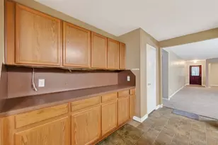 9219 Pinderfield Ct, Houston, TX 77083 - Photo 16