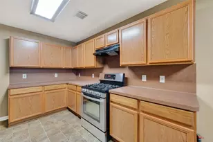 9219 Pinderfield Ct, Houston, TX 77083 - Photo 12