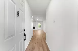 7526 Hablo Dr, Houston, TX 77083 - Photo 2