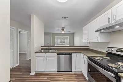 512 Hollyhock Streets #24, Prairie View, TX 77484 - Photo 6