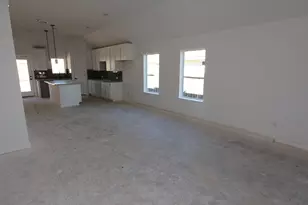 527 Flower Reed Ct, Magnolia, TX 77354 - Photo 4