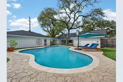 8015 Fairdale Lane, Houston, TX 77063 - Photo 40