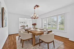 8015 Fairdale Ln, Houston, TX 77063 - Photo 16