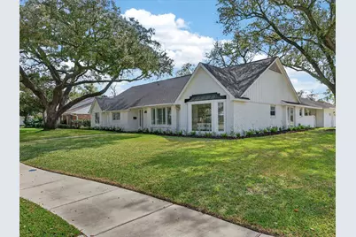 8015 Fairdale Lane, Houston, TX 77063 - Photo 2