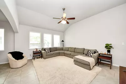 2819 Painted Sunrise Trail, Houston, TX 77045 - Photo 20