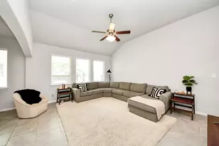 2819 Painted Sunrise Trail, Houston, TX 77045 - Photo 20