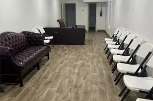 7424 Lindencrest St, Houston, TX 77061 - Photo 6