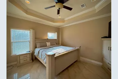 3741 Debbie Avenue, Groves, TX 77619 - Photo 8