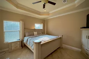 3741 Debbie Ave, Groves, TX 77619 - Photo 8