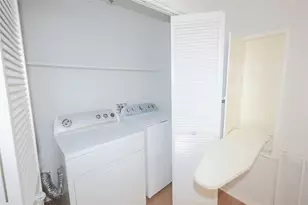 3229 Continental Dr, Missouri City, TX 77459 - Photo 20