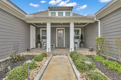 2072 Laurie Darlin Drive, Conroe, TX 77384 - Photo 2