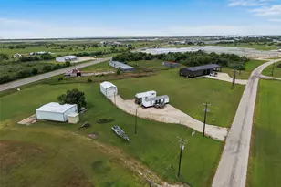 281 County Rd 251, Matagorda, TX 77457 - Photo 2