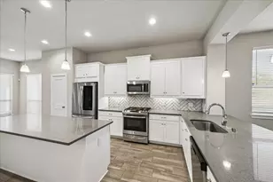 7043 Coneflower Creek, Katy, TX 77493 - Photo 6