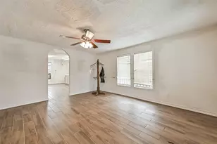 3822 Wipprecht St, Houston, TX 77026 - Photo 2
