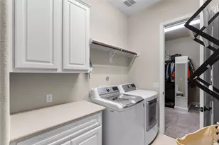 7 Brakendale Place, The Woodlands, TX 77389 - Photo 34