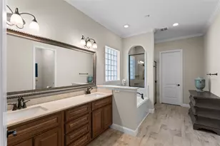 7 Brakendale Place, The Woodlands, TX 77389 - Photo 24