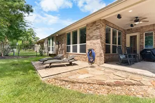 7 Brakendale Place, The Woodlands, TX 77389 - Photo 8