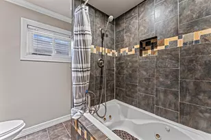 9002 Grape St, Houston, TX 77036 - Photo 22