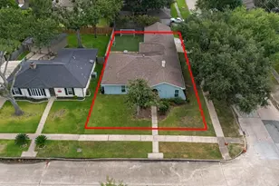 9002 Grape St, Houston, TX 77036 - Photo 34