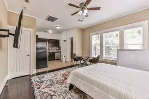 2421 Arbor St, Houston, TX 77004 - Photo 2