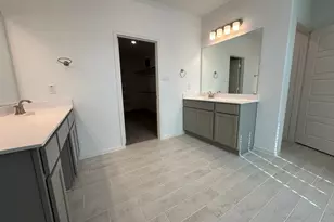 2502 Caspian Crk Ln, Rosharon, TX 77583 - Photo 12