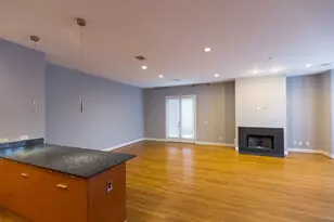 2402 Morgan St, Houston, TX 77006 - Photo 12