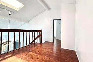 11889 Bob White Dr, Houston, TX 77035 - Photo 8
