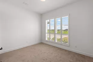 12122 Grassy Bnd Dr, Mont Belvieu, TX 77523 - Photo 34