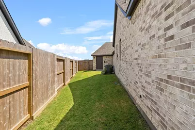 12122 Grassy Bend Drive, Mont Belvieu, TX 77523 - Photo 46