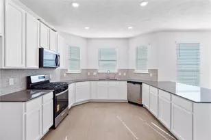 5663 Sanderling Cir, Hitchcock, TX 77563 - Photo 8