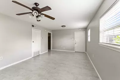 1914 Larrabee Street #1-12, Seabrook, TX 77586 - Photo 26