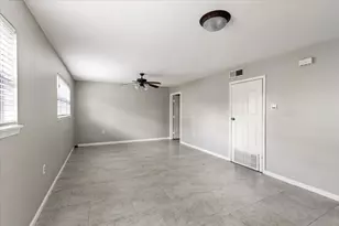 1914 Larrabee St, Seabrook, TX 77586 - Photo 24