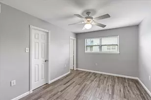 1914 Larrabee St, Seabrook, TX 77586 - Photo 18