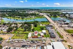 1914 Larrabee St, Seabrook, TX 77586 - Photo 8