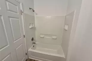 4012 Sealy St, Galveston, TX 77550 - Photo 2