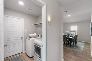 519 High Holly Cir, Magnolia, TX 77354 - Photo 12