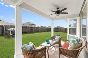 519 High Holly Cir, Magnolia, TX 77354 - Photo 32