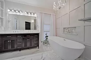 27 W Prairie Dawn Cir, The Woodlands, TX 77385 - Photo 30