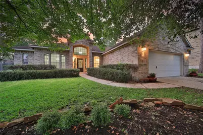 27 W Prairie Dawn Circle, The Woodlands, TX 77385 - Photo 1