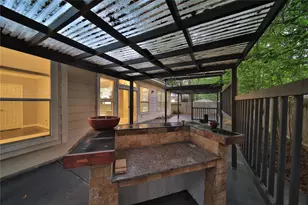 27 W Prairie Dawn Cir, The Woodlands, TX 77385 - Photo 42