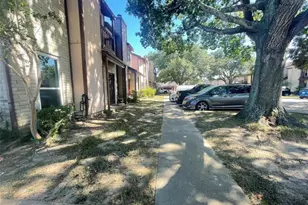 12300 Brookglade Circle, Houston, TX 77099 - Photo 2