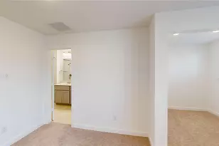 2930 ELLE DR, Grand Prairie, TX 75052 - Photo 20