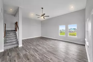 186 Ocean View Dr, Crystal Beach, TX 77650 - Photo 14