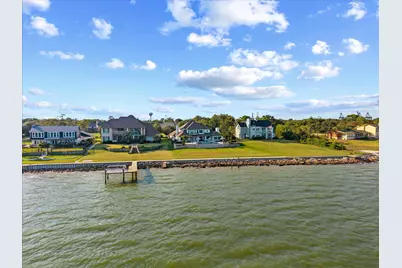 993 Sandy Court, La Porte, TX 77571 - Photo 44