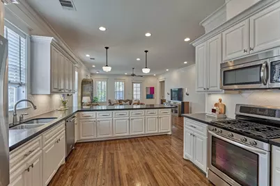 7 Bowers Pine Court, Spring, TX 77389 - Photo 10